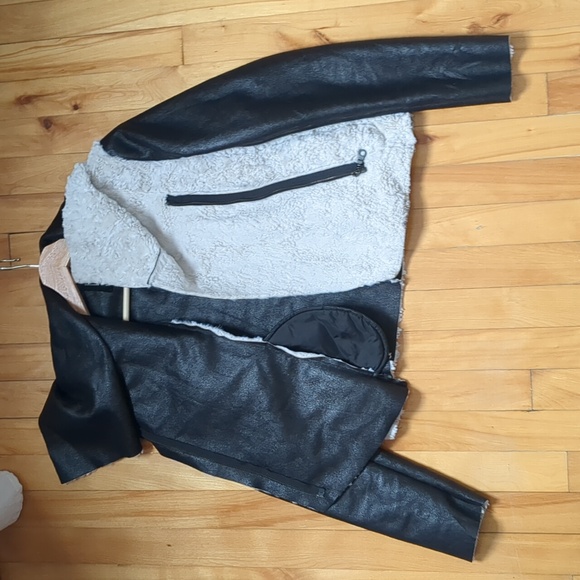 French Connection Faux Shearling and Leather Cropped Moto Jacket - Picture 4 of 6